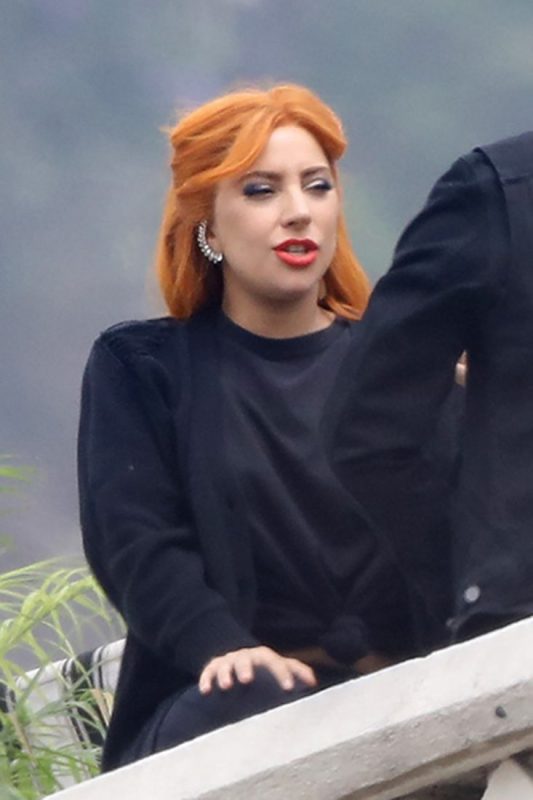 A star is born, Lady Gaga cambia look sul set del film con ...